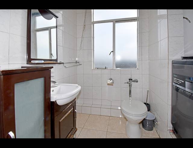 2.5 BEDROOM APARTMENT FOR SALE IN BEDFORD GARDENS
